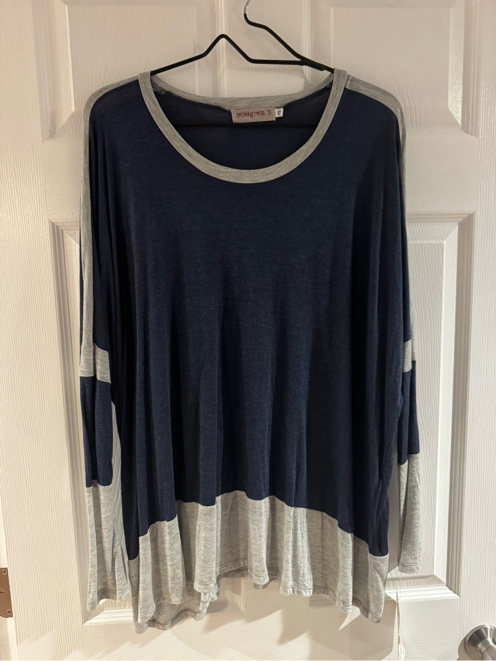 Pete & Greta Navy and Light Gray Colorblock Long Sleeve Top
